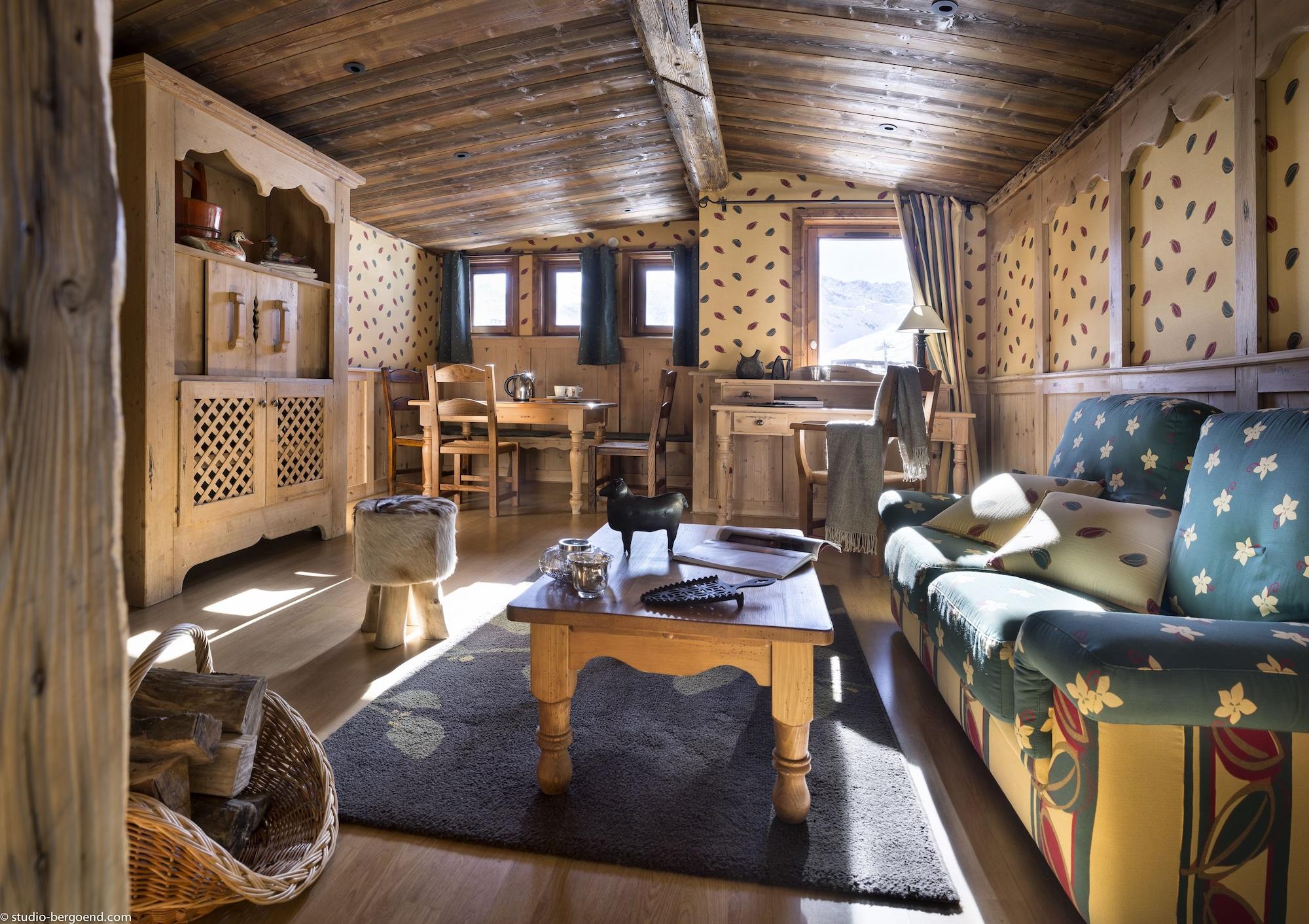 Hotel Les Suites Du Montana By Les Etincelles Tignes Exterior photo